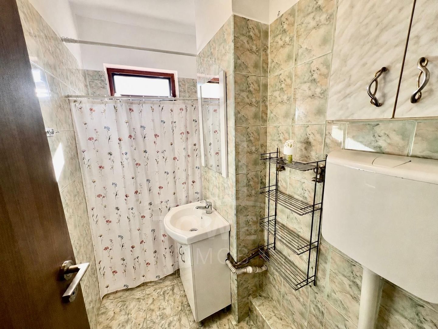 Apartament de închiriat – luminos și primitor - Poză 6
