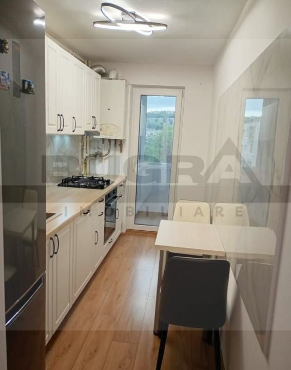 Apartament 3 camere decomandate, etaj intermediar, zona Izlazului - Poză 7