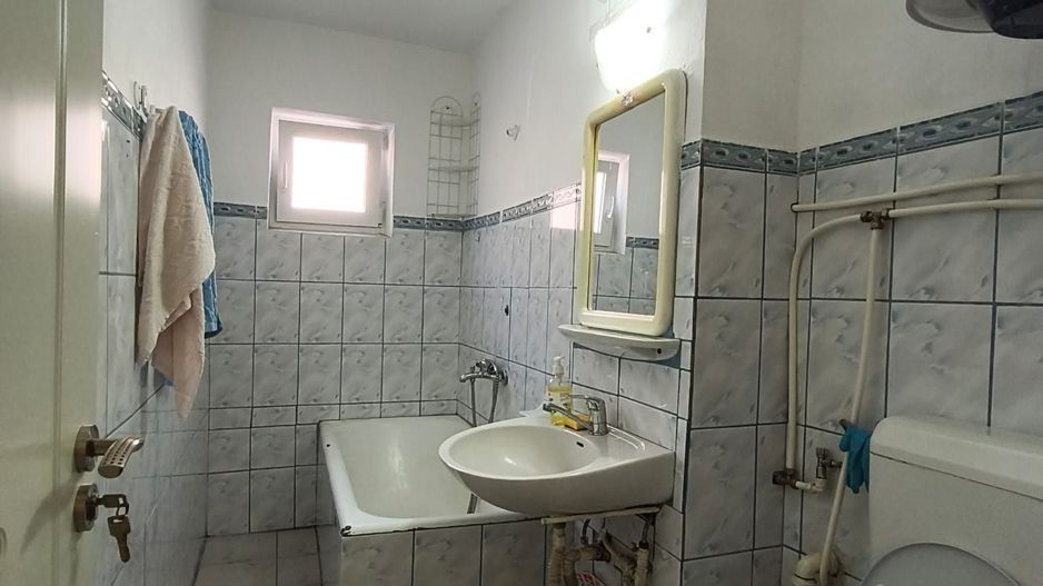Apartament 2 camere, 41 mp, parter inalt, mobilat, in Alesd, jud.Bihor - Poză 11