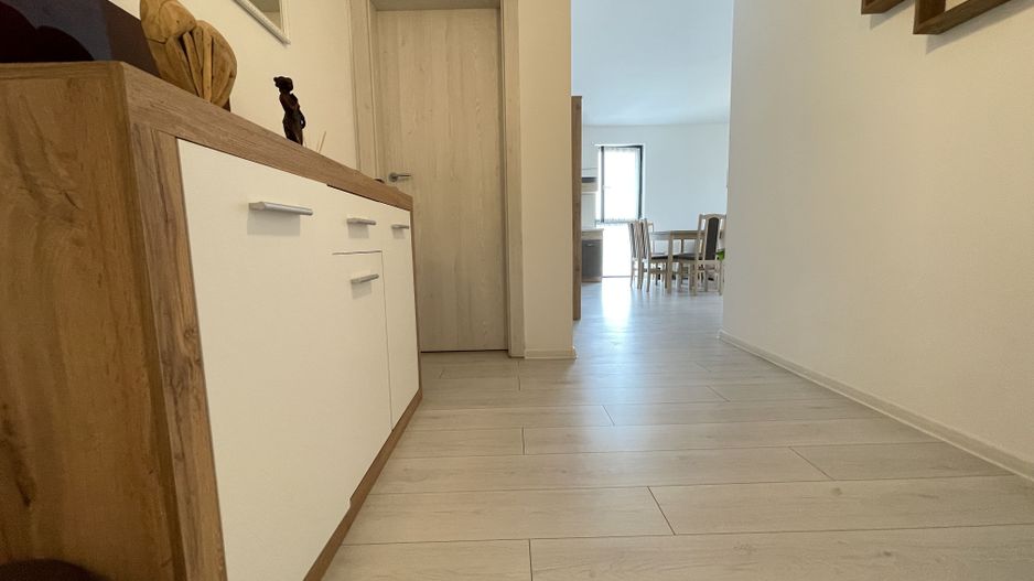 Apartament mobilat si utilat complet - Poză 9