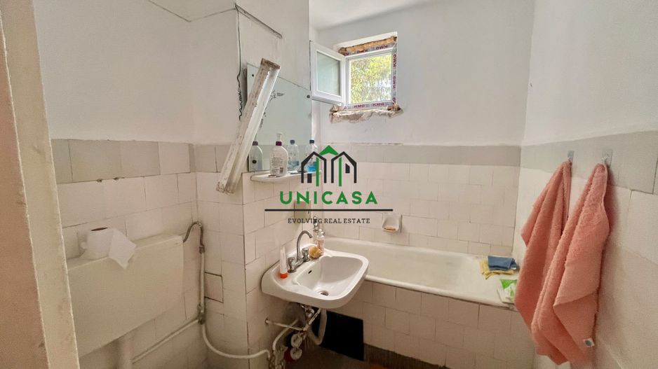 Apartament 4 camere, decomandat/Etaj 4/4 ,Zona Nord - Poză 8