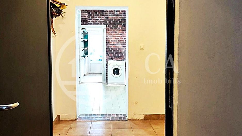 Spatiu comercial de inchiriat cu 3 camere pe Stefan cel Mare, Oradea - Poză 5