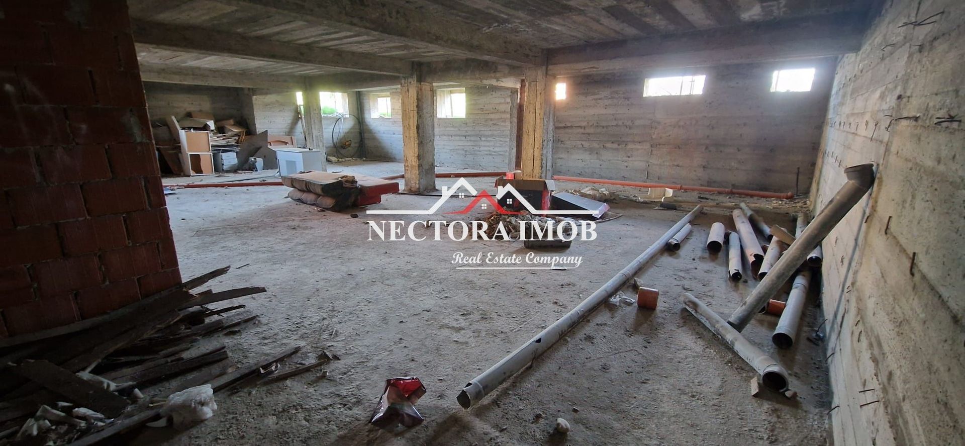 Demisol inalt 70 mp / 140 mp, Zona ONCEA, Posibilitate Compartimentare - Poză 1