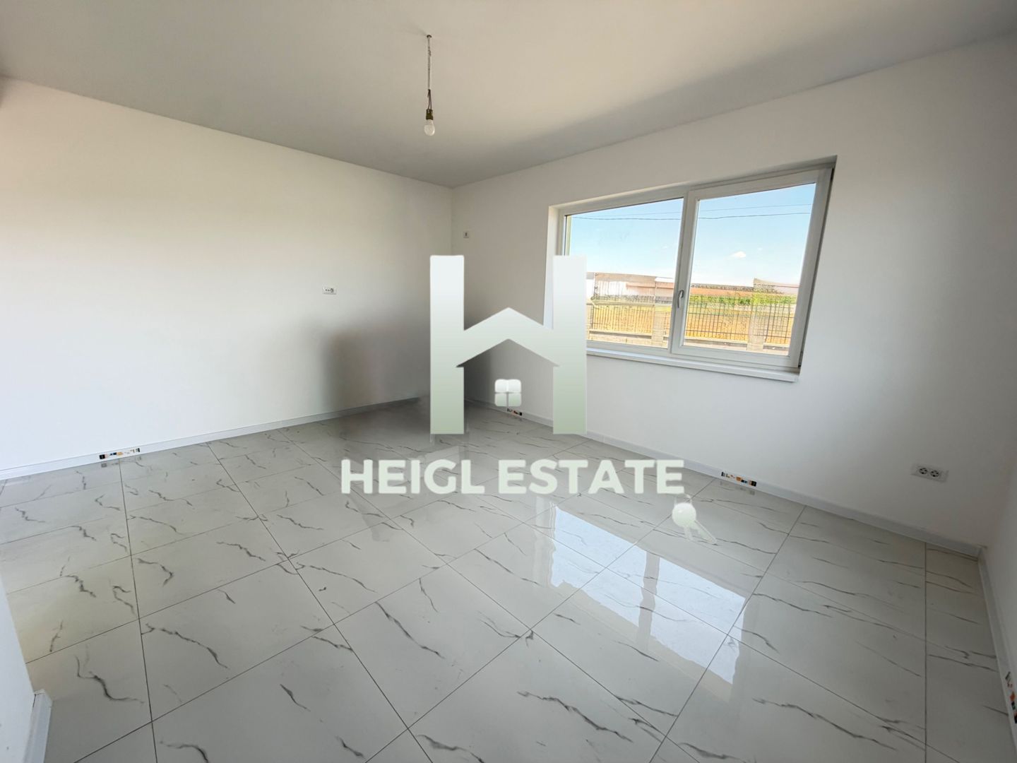 Duplex finalziat cu 4 camere si bucatarie inchisa in Giroc - Poză 6