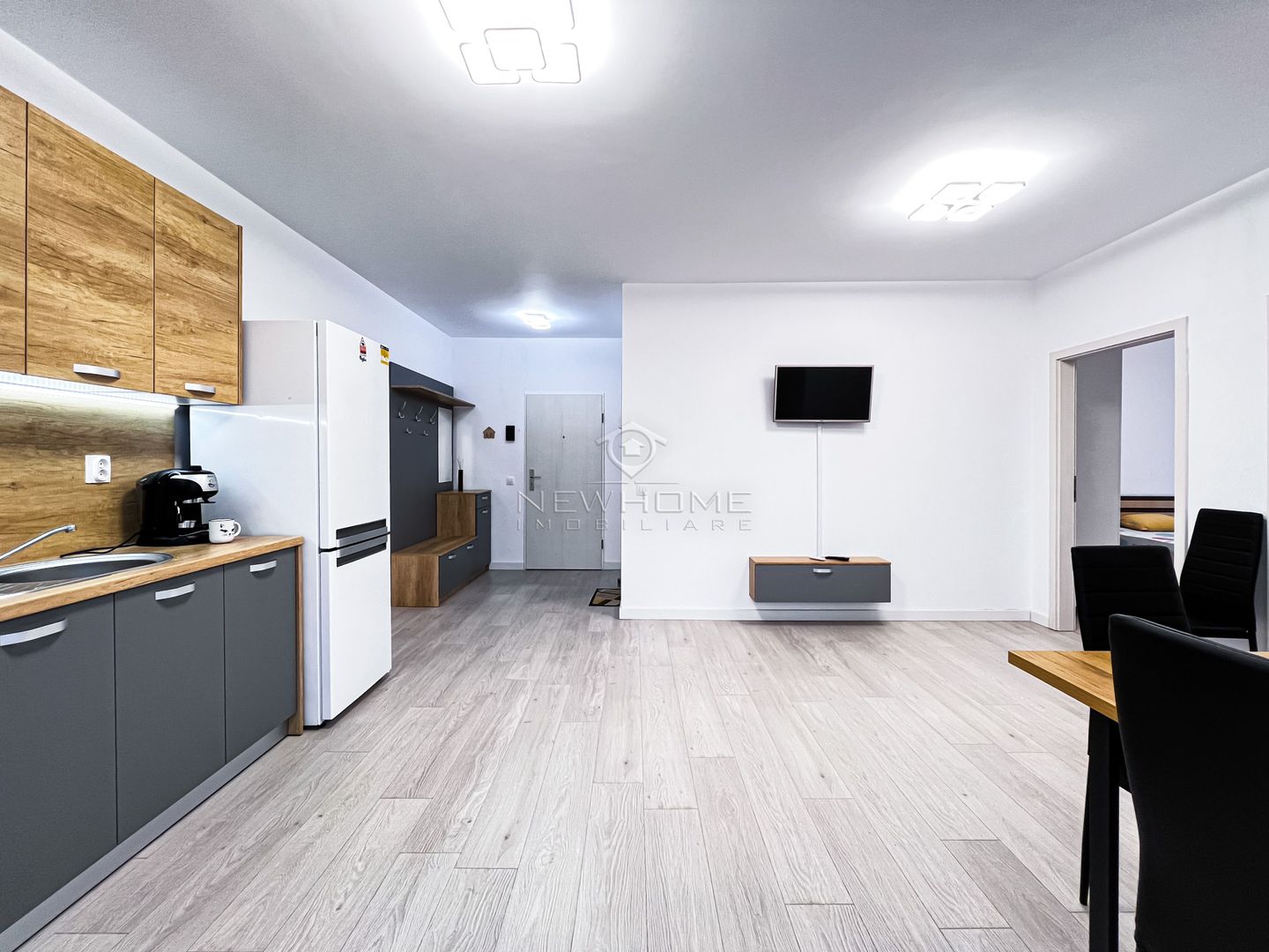 Apartament 2 camere decomandat, Parcare, Chinteni - Poză 3