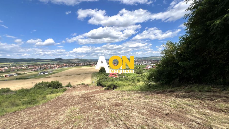 Teren sub padure cu o priveliste deosebita, 1500mp - Poză 3