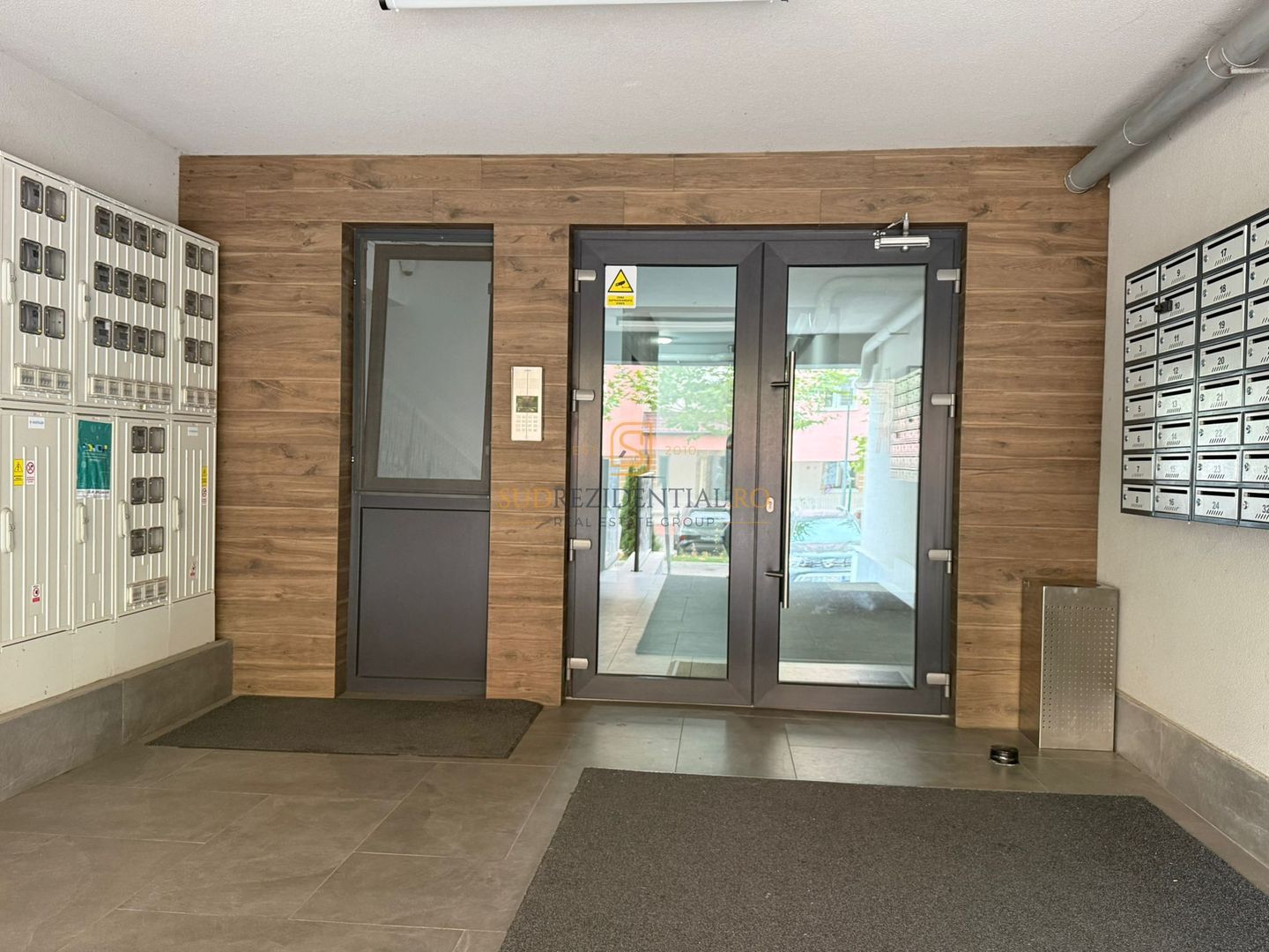 Apartament 2 camere, decomandat,70.6 mp, mobilat, zona Bd. Brancoveanu - Poză 14