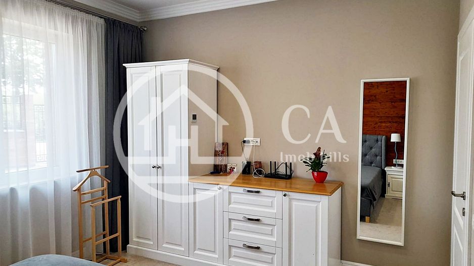 Casă de vânzare cu 5 camere în zona de Dealuri, Oradea - Poză 7