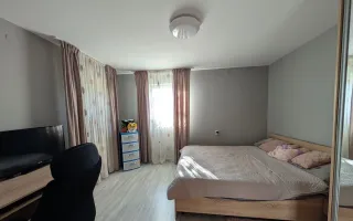 Vanzare 3 case | Teren 1400 mp | Garaj auto + Anexe - Poză 11