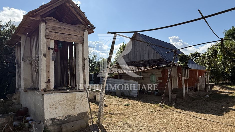 Casa Demolabila | 1995mp teren | Posoloaca | Bihor - Poză 4