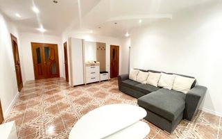 Apartament Centru! 90 m2! 2 + living! - Poză 2
