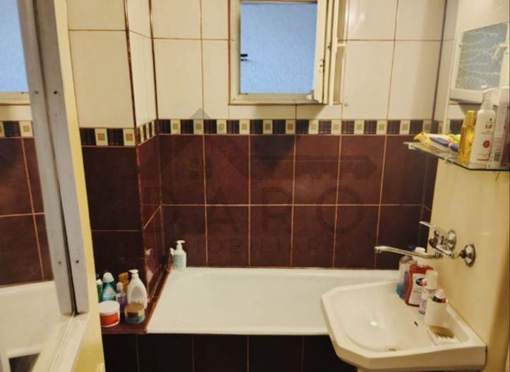 Dau In Chirie Apartament Cu Doua Camere - Poză 6