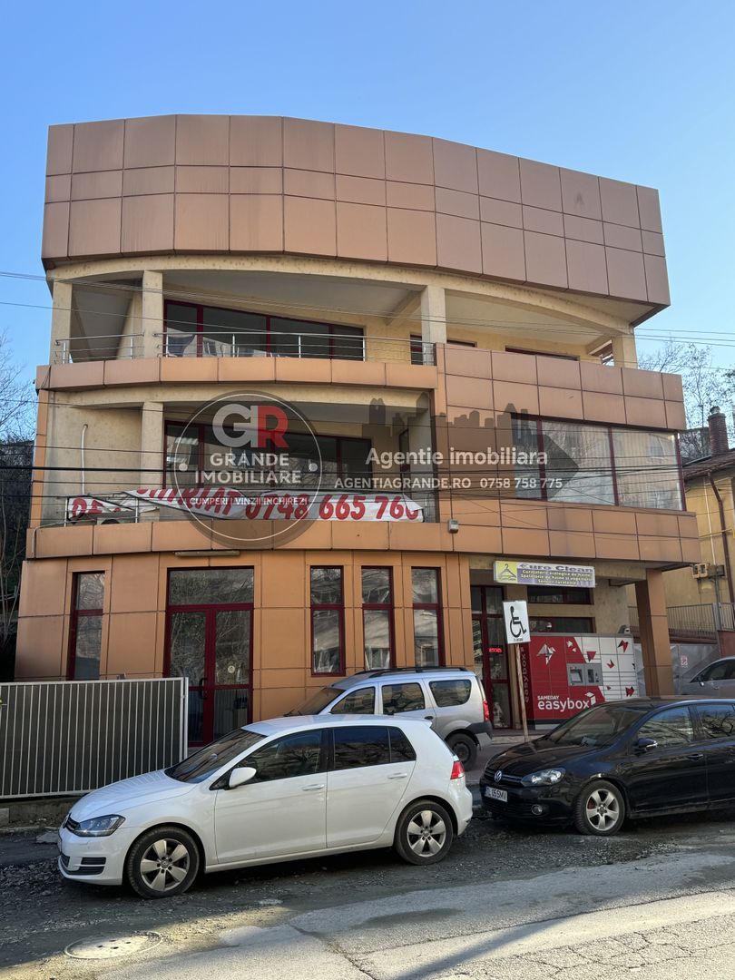 Spatiu comercial central de vanzare 750 mp / inchiriere in Tulcea - Poză 1