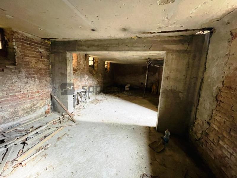 Casa situata ultracentral cu proiect autorizat - Poză 15