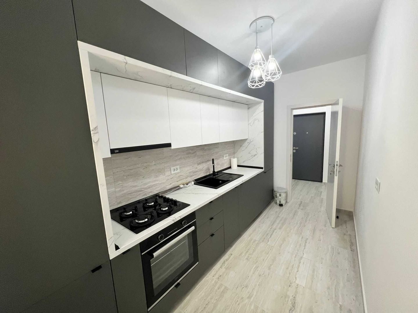 De închiriat – Apartament 2 camere decomandat |  District Residence - Poză 5