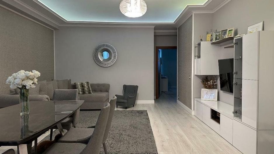 3 rooms apartment for sale | Aviatiei | 2 parking spaces - Poză 1