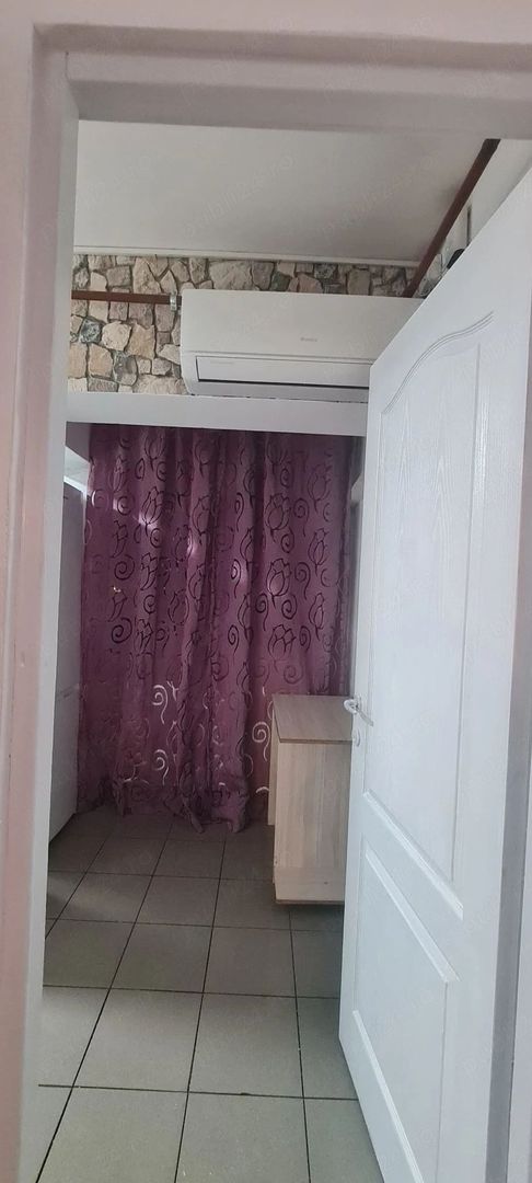 Camera camin- Valea Rosie - Poză 8