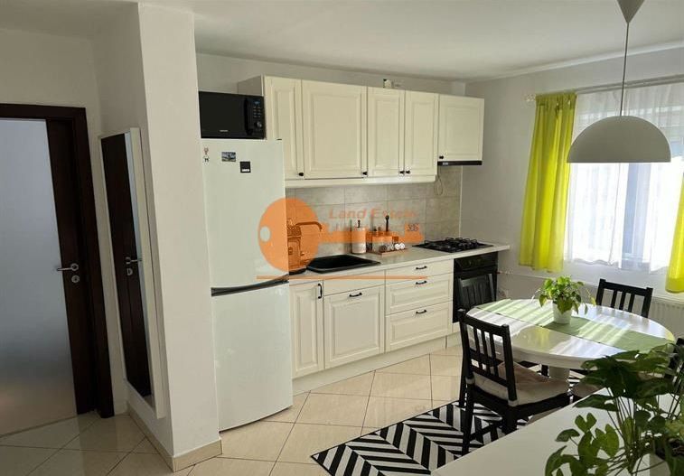 2 camere Uverturii-7 minute Mentrou Lujerului - Poză 4