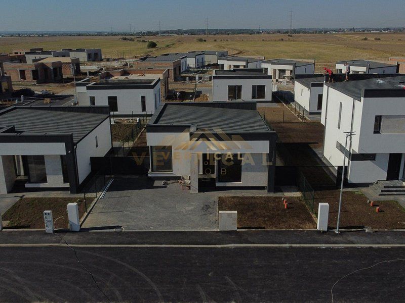 Casa 4 camere, cartier nou, Berceni - Vidra - Poză 4