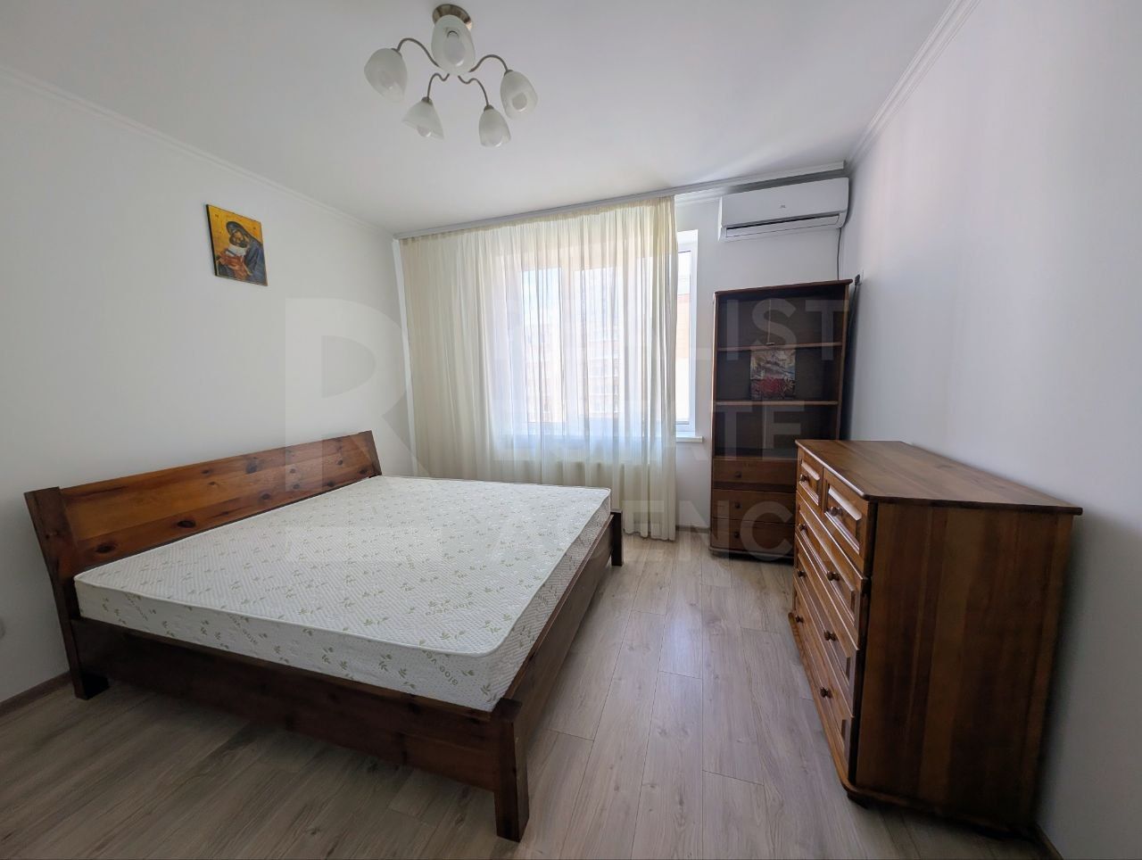 Chirie, apartament 3 camere, str. Alba Iulia, Buiucani - Poză 2