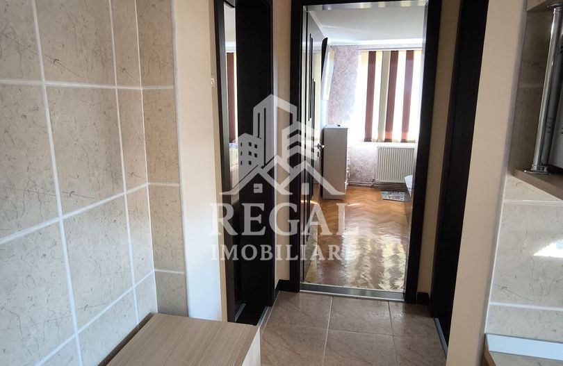 Apartament de închiriat cu două camere în Deva - Poză 2