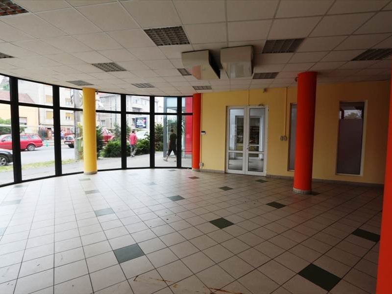 Spațiu comercial de 208mp de închiriat în zona Bogdanestilor - Poză 4