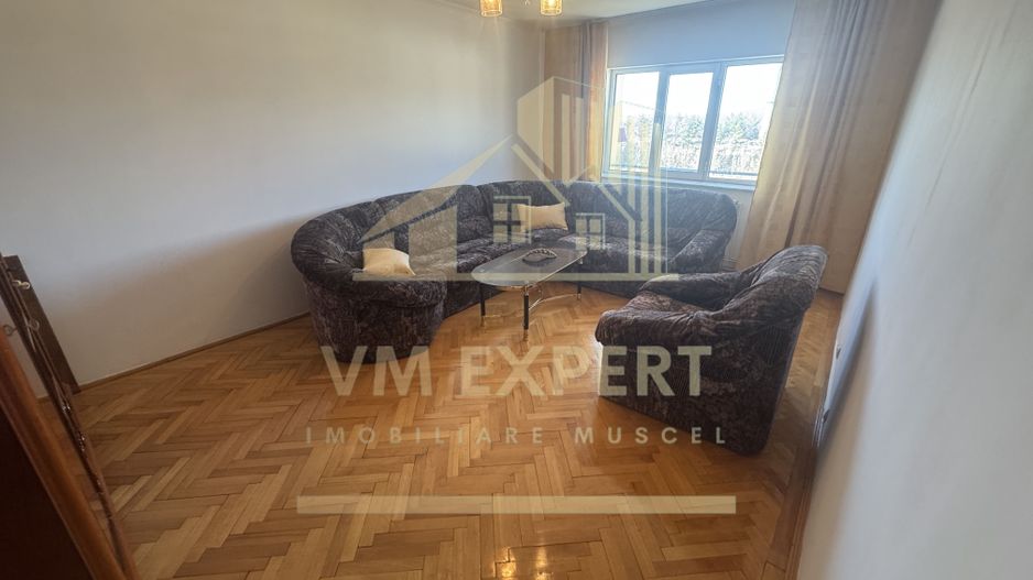 APARTAMENT 3 CAMERE ETAJ 4 GRUI CAMPULUNG - Poză 1