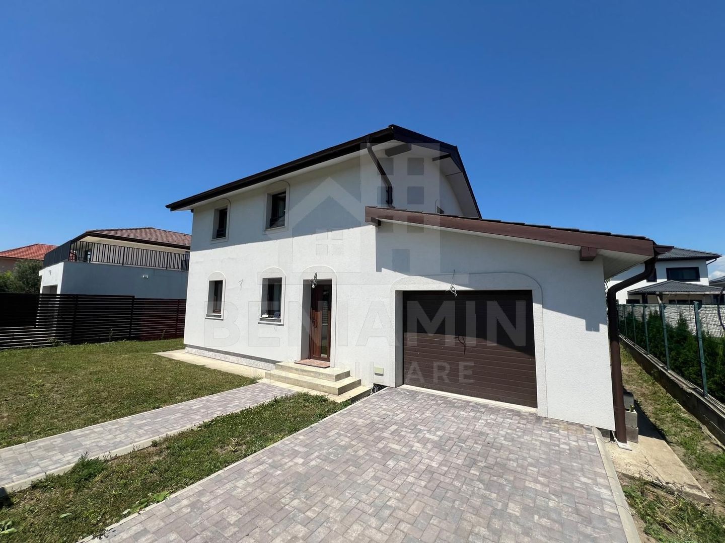 Casa-4-Camere-165mp-Utili-480mp-Garaj-Teren-Bartolomeu-Brasov - Poză 2