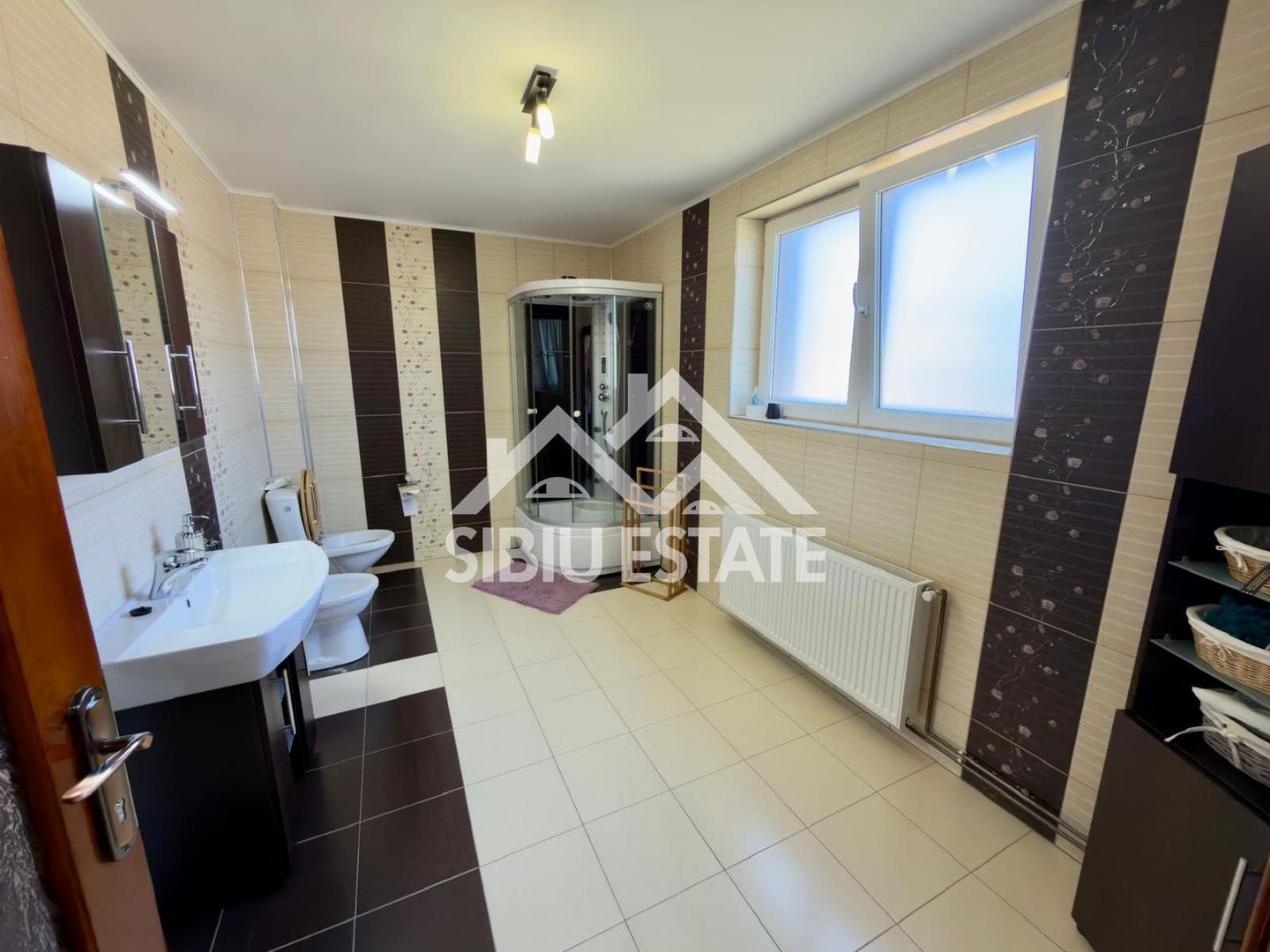 Casa Spectaculoasa Semipasiva cu teren de 1.000 mp.de vanzare in Orlat - Poză 19