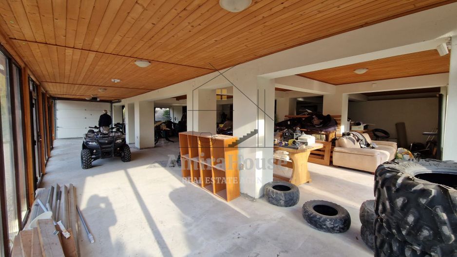 Casa din lemn D+P+M de 400 mp utili si teren 3.000 mp zona Faget - Poză 24