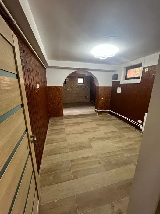 Tineretului | 5 camere | Vila | Spatiul Birouri Firme | Curte | Tineretului - Poză 5