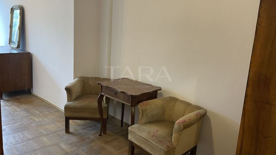 Apartament ultracentral– 37 mp, bloc cu lift. - Poză 3