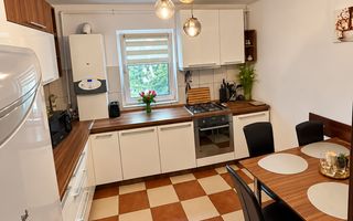 Dambovita | 3 camere | Decomandat | Centrala proprie | 2 bai | 2 balcoane - Poză 7