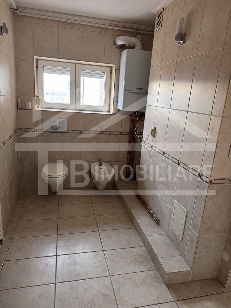 Apartament cu 2 camere, 43mp, Zona Ultracentral - Poză 4