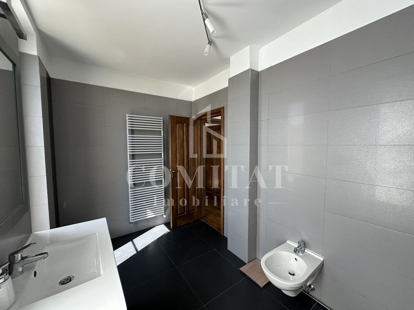 Casa Individuala cu 4 dormitoare | Drum Privat | Cartier Europa - Poză 25