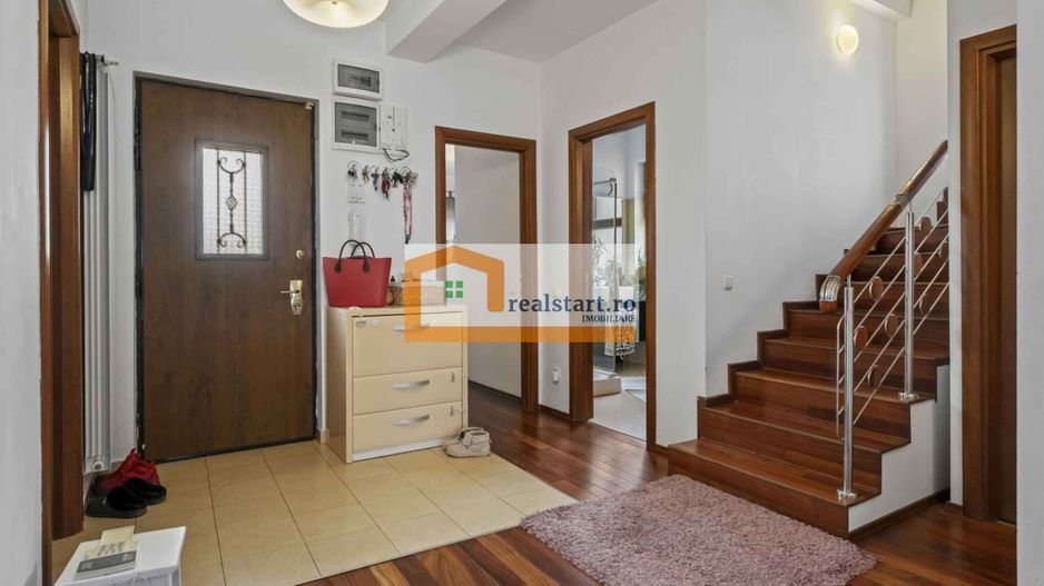 Langa Padurea Corbeanca, P+M, teren 780mp, terasa 35mp, mobilata&utilata - Poză 4