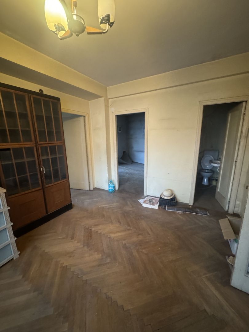 Apartament 3 Camere cu potențial - Victoriei- Romana - Poză 3