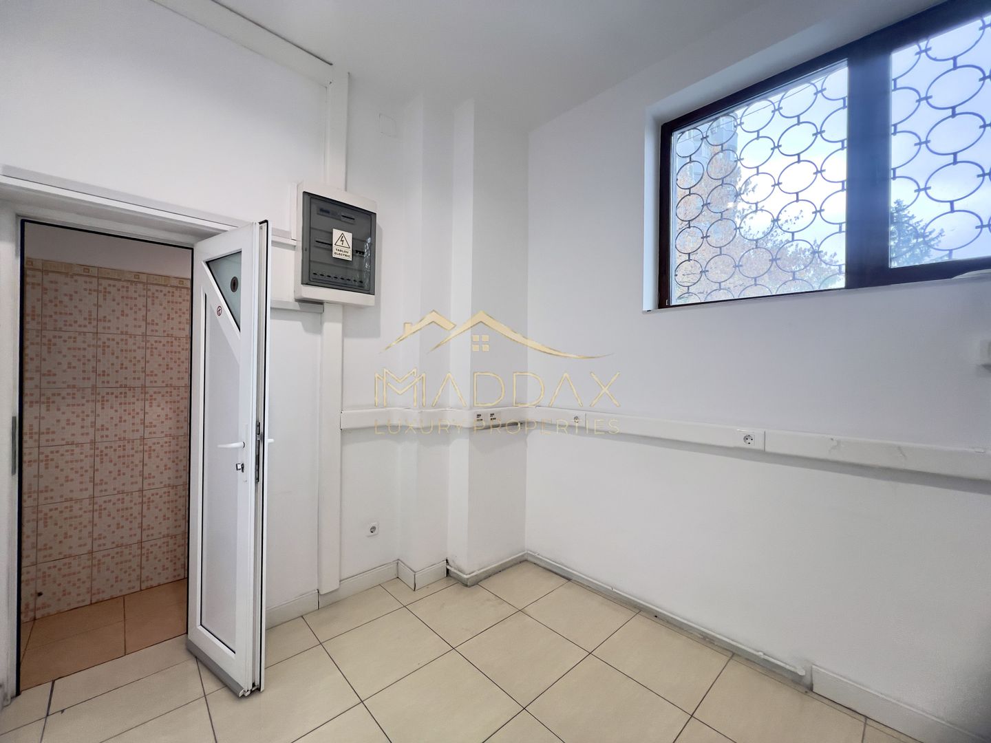 Spatiu Comercial Stradal**240mp**2 locuri parcare//Bdul Ion MIhalache - Poză 33