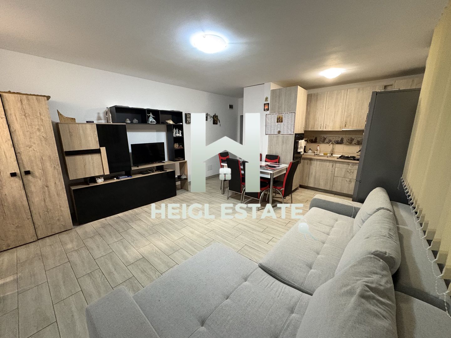Apartament cu 2 camere la etajul 1 in Giroc - Poză 1