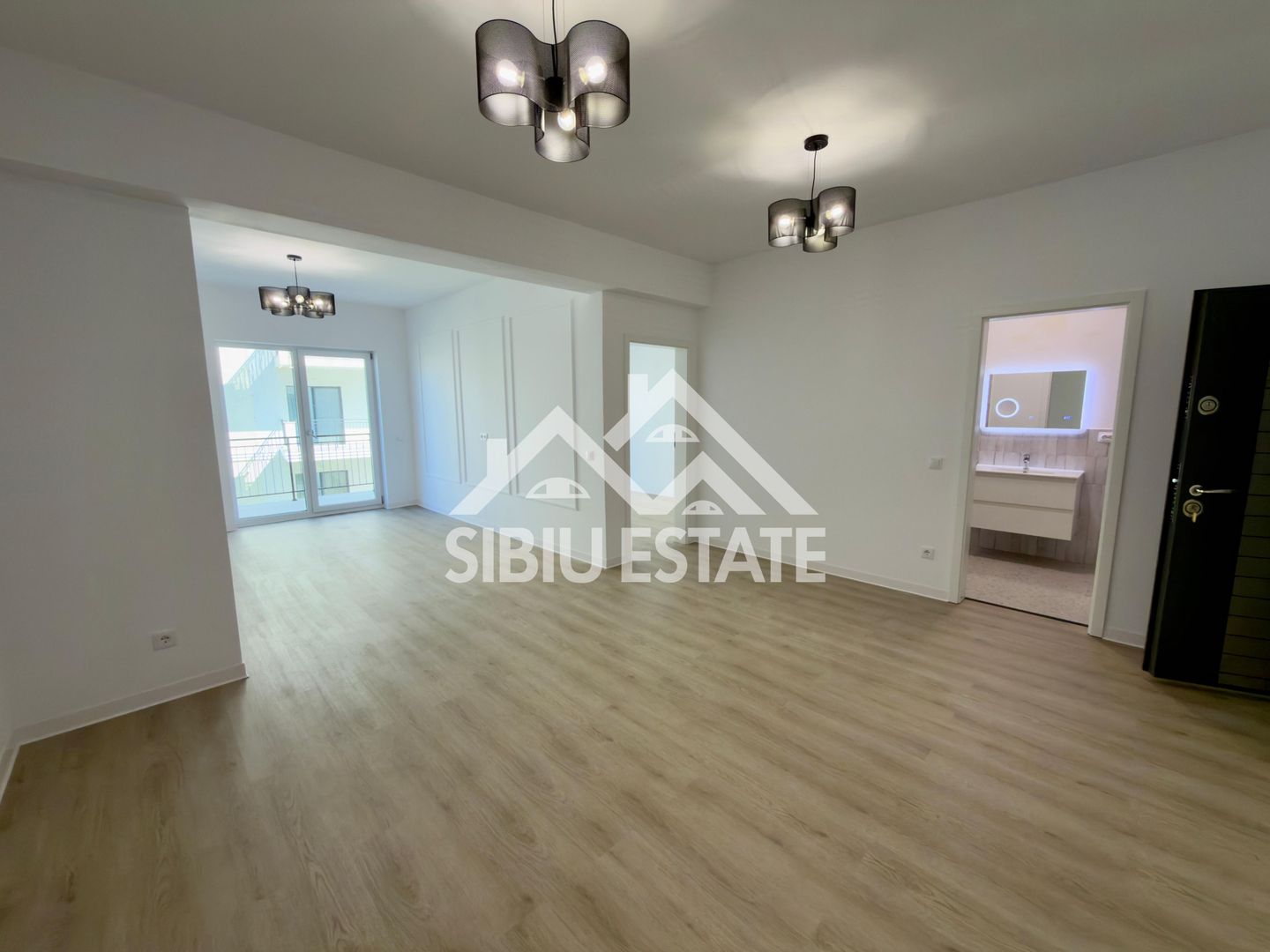 🏡 Mută-te imediat! Apartament modern cu 2 camere + Parcare & Boxă - Poză 1