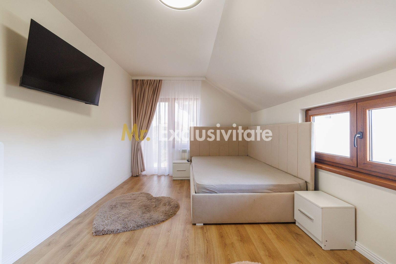 VILĂ 4 dormitoare, RENOVATĂ COMPLET 2026, Prundu, teren 937 mp - Poză 20