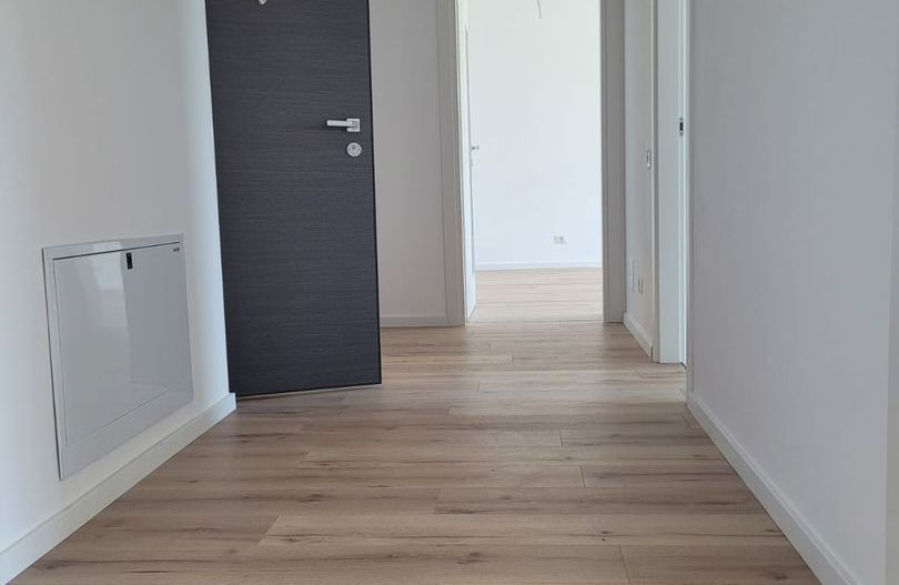 AP. 3CAM. SPATIOS+TERASA (40MP. ) BLOC FINALIZAT / SCOALA BRAUNER! - Poză 3