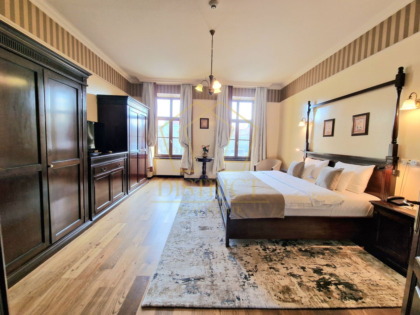 Apartament superb cu 2 camere | Piata Maria | Central - Poză 1