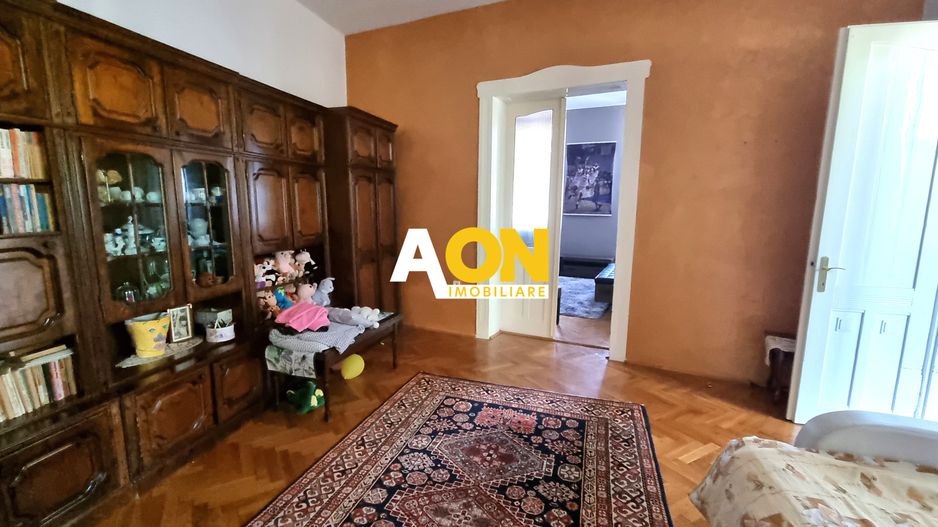 De vanzare casa 5 camere, 1200mp teren, zona ultracentrala - Poză 6