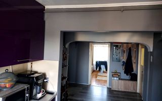 Da vanzare apartament - Poză 4