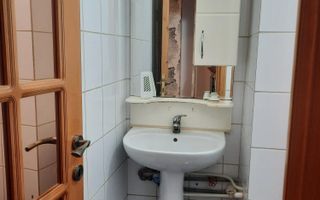 Apartament 3  cam Pta Centrala,et 4/7 - Poză 12