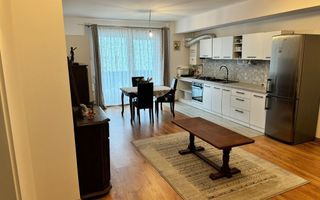 Modern, zona Cetatii, apartament cu 2 camere și balcon generos. - Poză 1