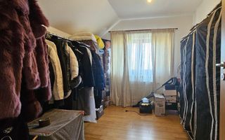 Casă individuala cu 5 camere, 270 mp, Tractorul - zona Coresi - Poză 27