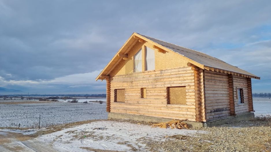 Cabana din bușteni la rosu pe teren 722 mp, Bod COMISION 0 - Poză 1