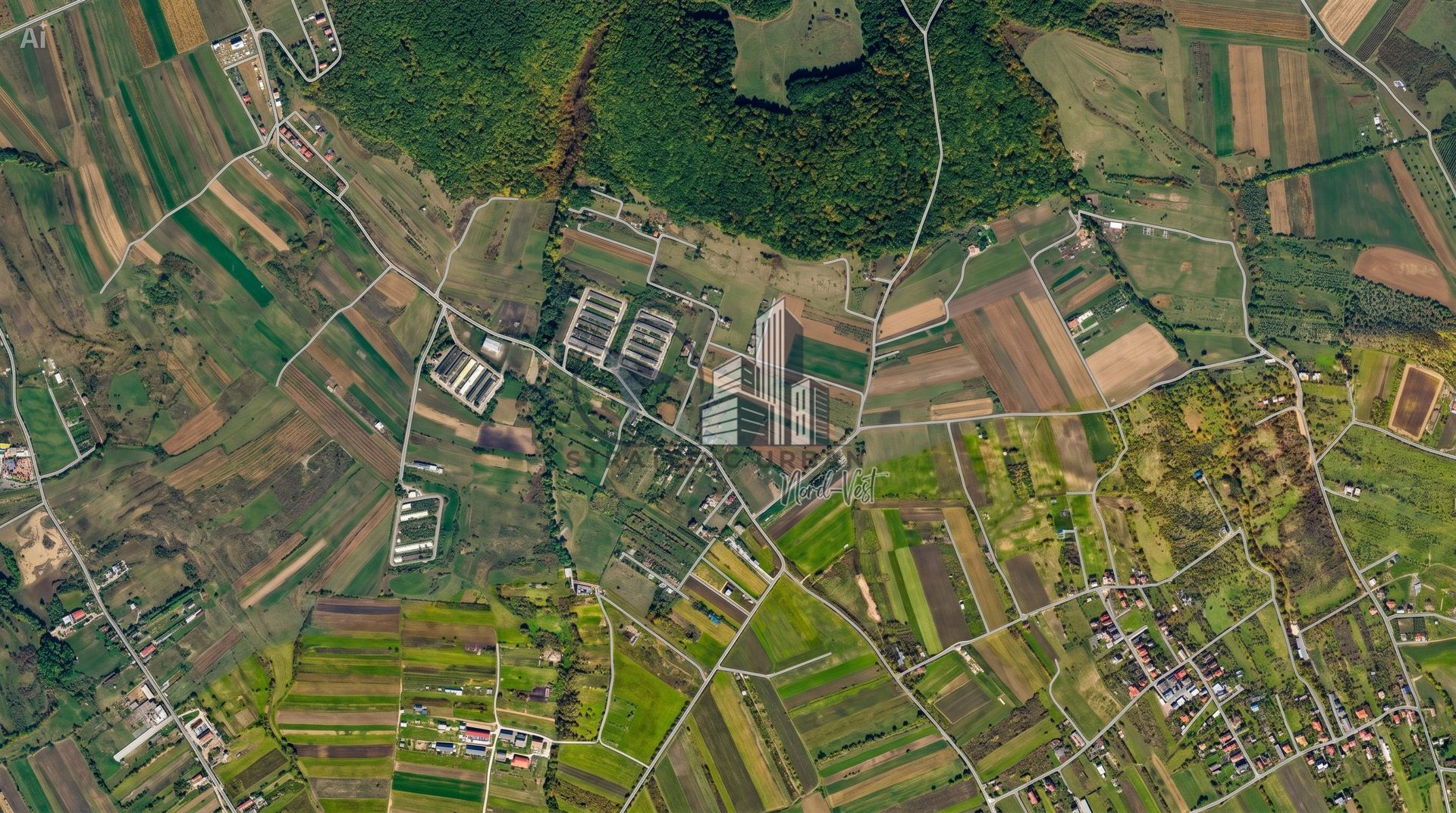 Oportunitate investiție–Teren intravilan 4.538 mp în zona Lombului - Poză 2